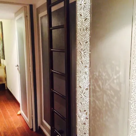Romantic Close To Le Marais Apartment